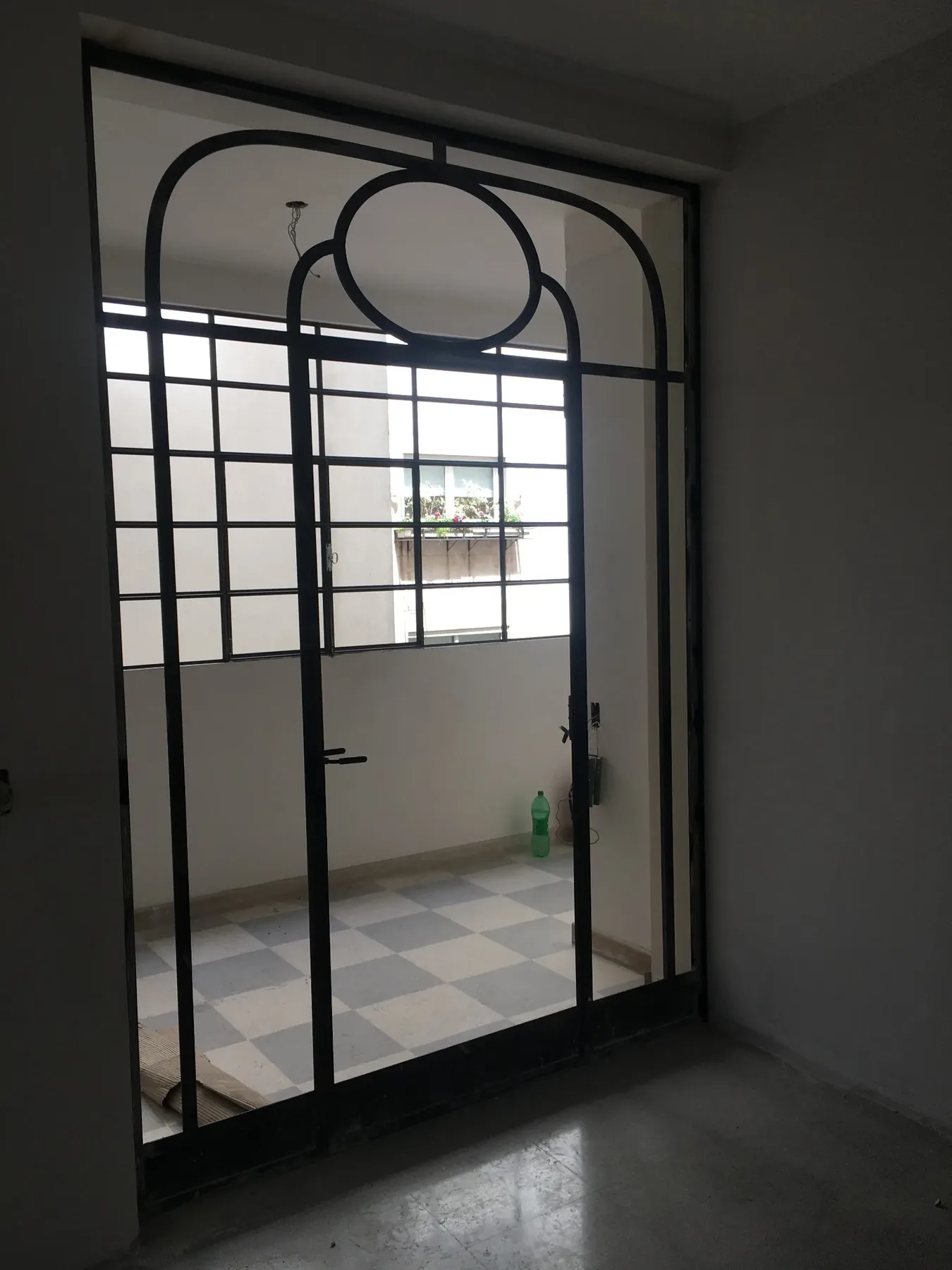 Puerta divisoria de hierro y vidrio para interior